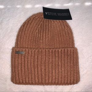 Steve Madden beanie